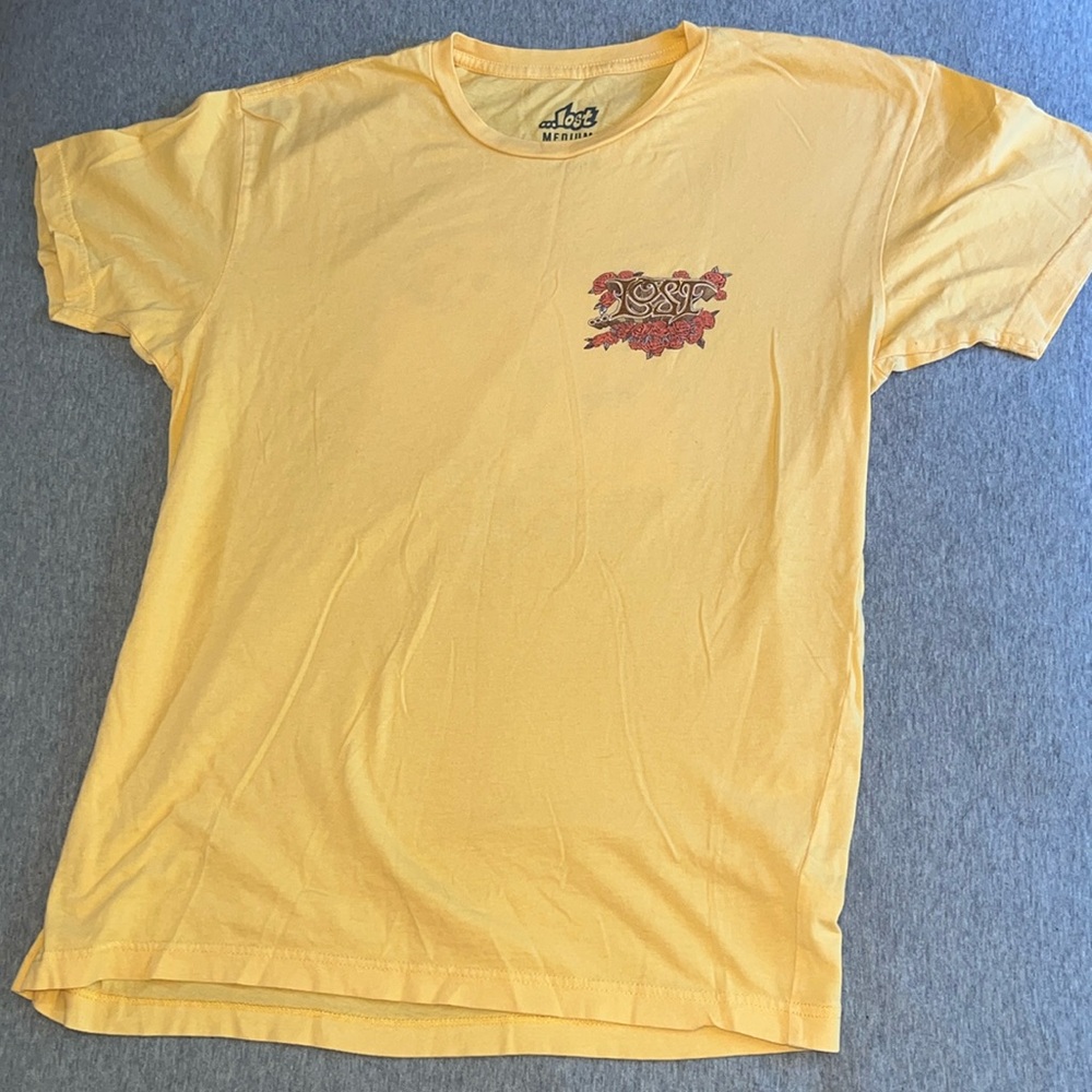 EUC Lost surf tee